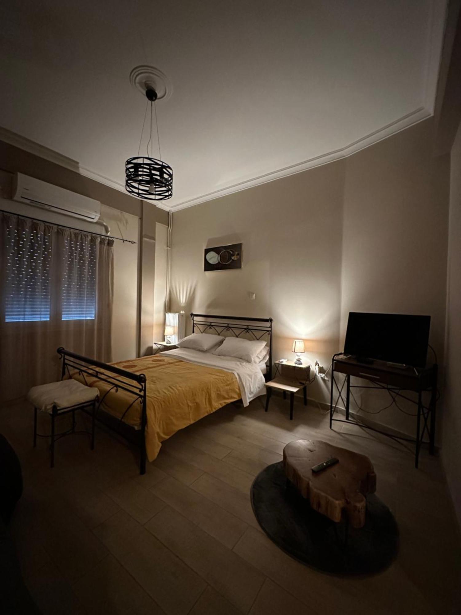 Ζεστή Φωλίτσα Στο Κέντρο. Apartment Athens Exterior photo